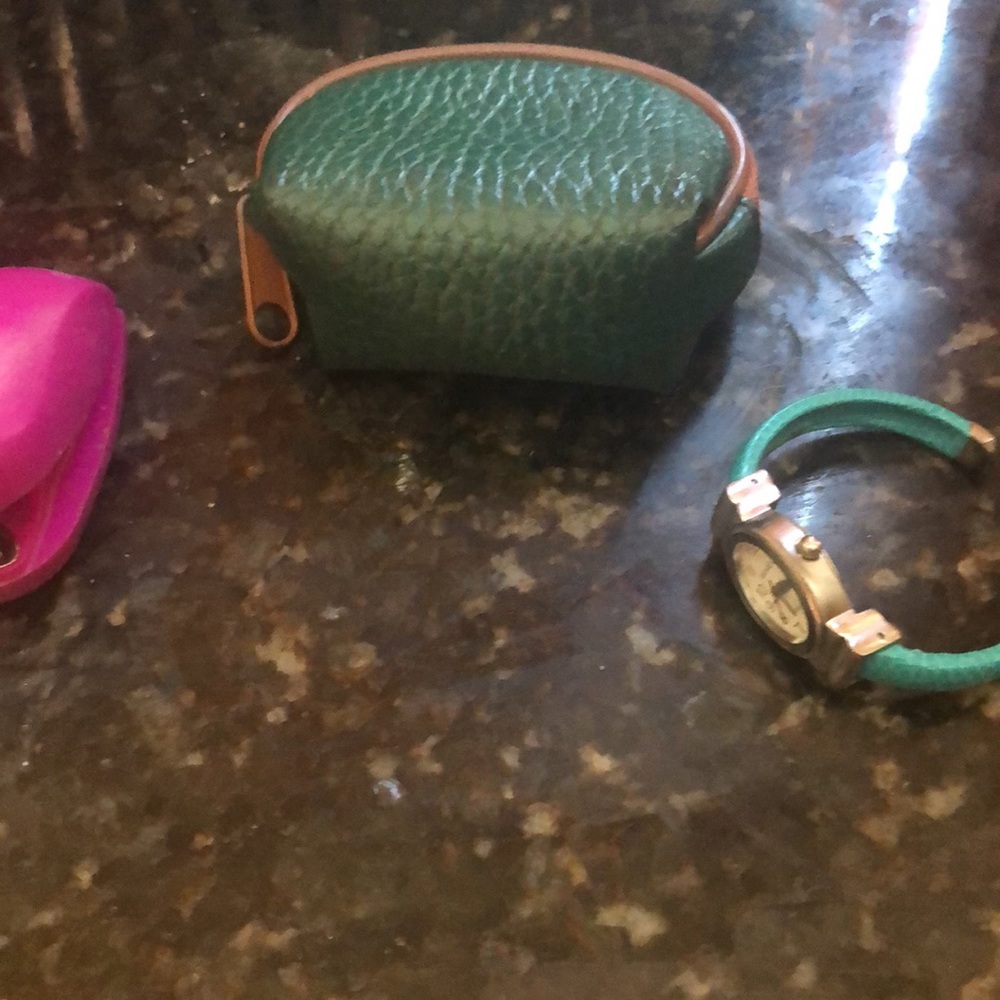 Exquisite green watch made in the deepest parts of with bag great condition